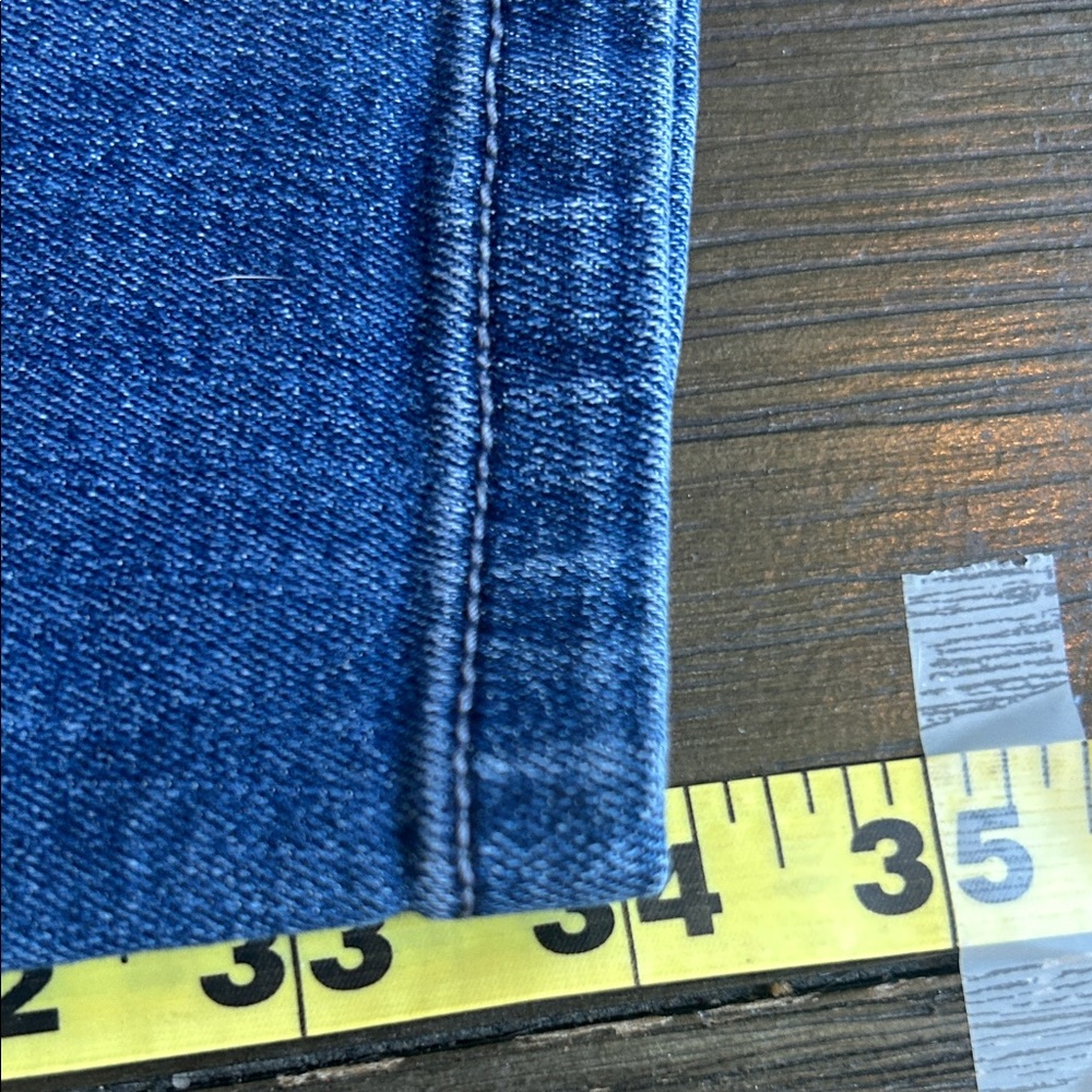 Lane Bryant Medium Blue Cropped Jeans - Picture 6 of 7